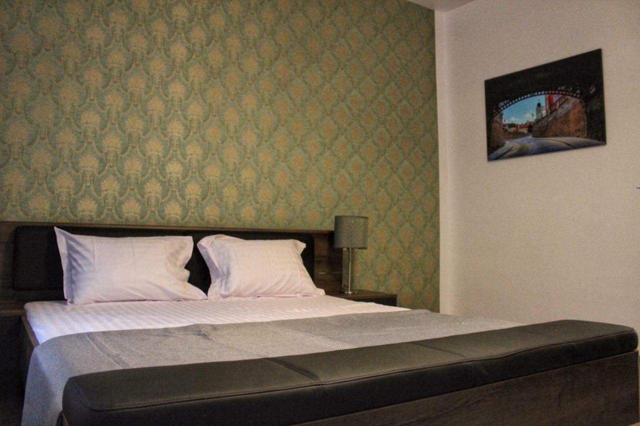 DD Studio Deluxe Sibiu Esterno foto